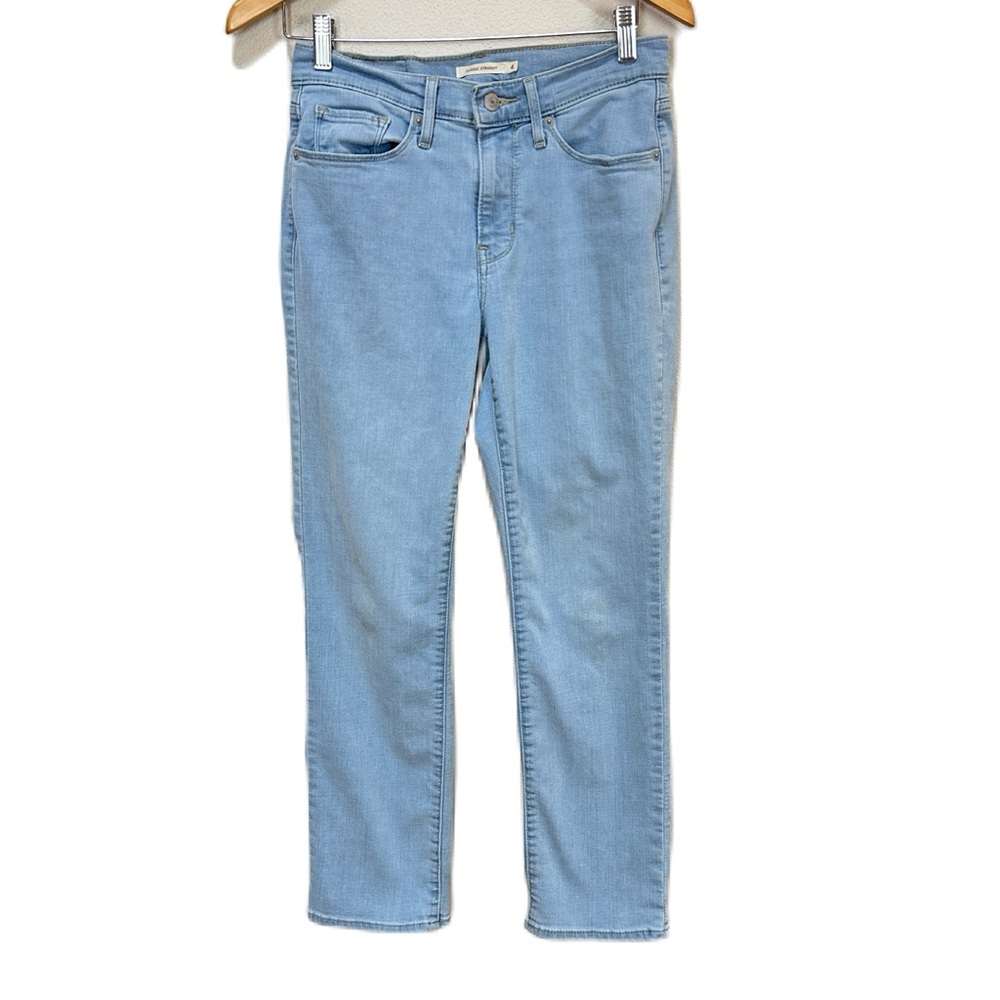 Levi’s Classic Straight‎ Light Wash Jeans Mid Rise Denim Women’s Sz 4